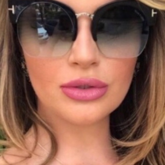 Gorgeous Tom Ford Sunglasses Like new - Picture 2 of 7